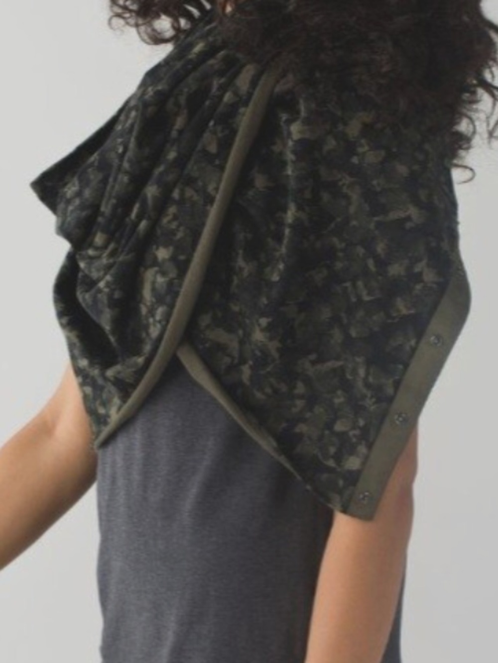 Lulu Lemon Vinyasa Scarf